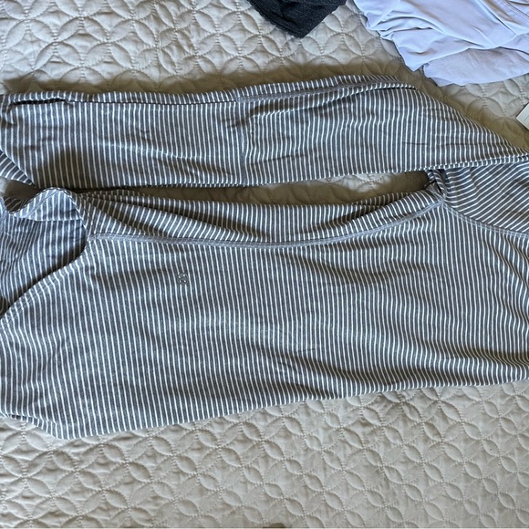 Lululemon long sleeve - Picture 2 of 3